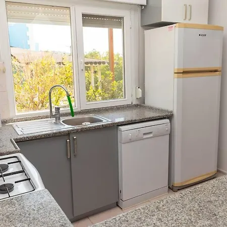 Peaceful House With Lovely Terrace In Cesme