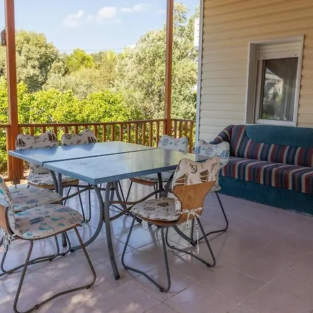 Peaceful House With Lovely Terrace In Cesme * Germiyan
