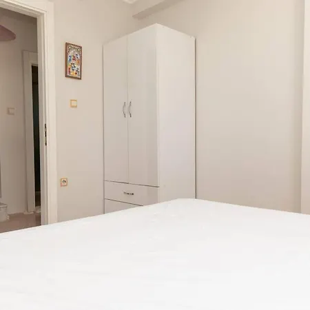 Peaceful House With Lovely Terrace In Cesme Holiday home Germiyan