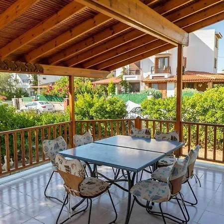 Holiday home Peaceful House With Lovely Terrace In Cesme